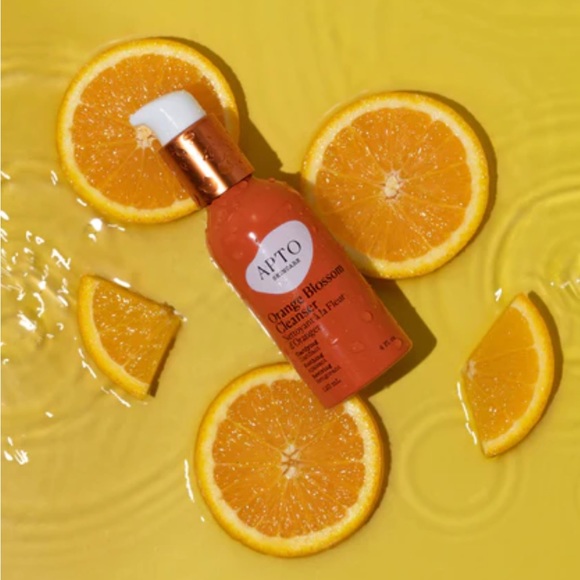 ✨Pick 5/$25- Apto Skincare Orange Blossom Cleanser with Grape Seed Oil - Picture 2 of 2